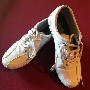 White leather keds